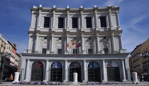 fachada_teatro_real