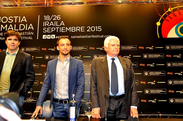 Alejandro Amenabar y Paolo Basile presentando la película